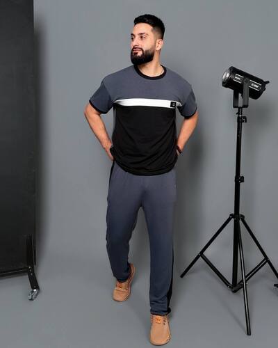 Спортивний костюм 129593