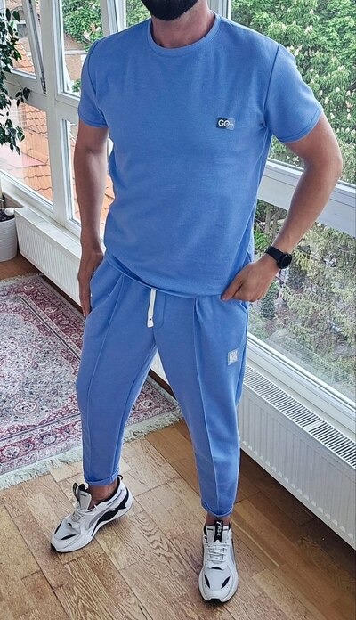 Спортивний костюм 129200